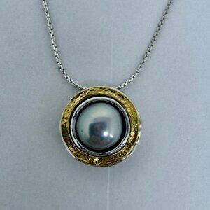 KTC Israel 925 Sterling Silver Gray Pearl Pendant Necklace Mixed Metal Hammered